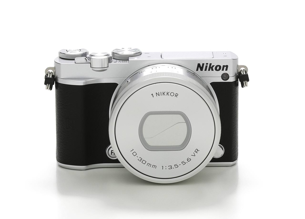 Nikon Câmera digital sem espelho 1 J5 com lente PD-ZOOM de 10-30 mm (prata) (modelo internacional) Sem garantia